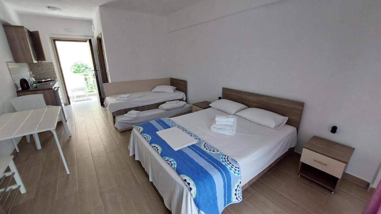 Villa Sevi Vrasná Extérieur photo